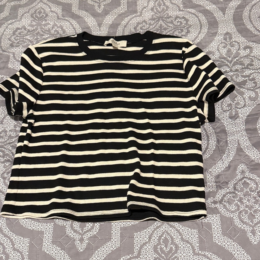 Striped Black and White Short Sleeve Knit Tee